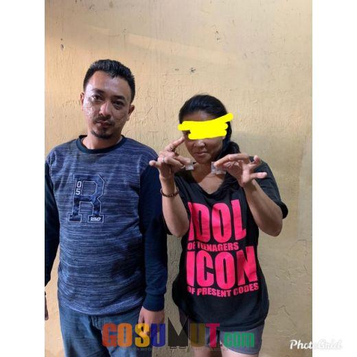 Ditangkap Kasus Sabu, Janda 2  Anak Tetap Pede Dan Bergaya Dihadapan Kamera