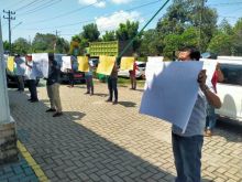 Aksi Bungkam di PN Sei Rampah, Massa Pemuda Anti Narkoba : Bandar Narkoba Bebas, ada apa Denganmu?