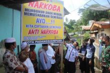 Resmikan Posko Kampung Tangguh Anti Narkoba AKBP Juliani: Masyarakat Jangan Takut Diintimidasi Oknum