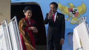 Presiden Jokowi dan Rombongan Tiba di India
