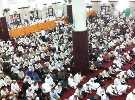 Ribuan Umat Sholat Subuh Berjamaah, Aksi 1212 Momentum Memakmurkan Masjid