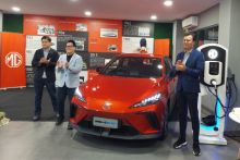MG4 EV, Mobil Listrik Terbaru Resmi Mendarat di Medan