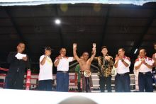 Tinju Profesional Meriahkan HUT ke 74 TNI di Makodam V/Brawijaya