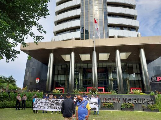 Kampus Jakarta kembali Aksi di depan Gedung KPK RI