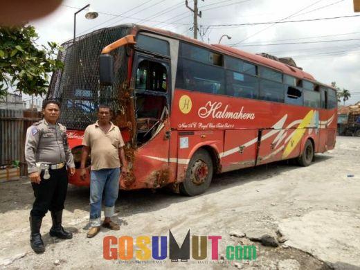 Kecelakaan di Kampung Bantan, 7 Penumpang Bus Luka-luka