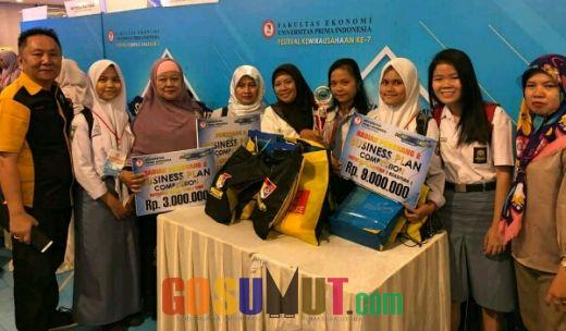 Ciptakan Keranjang Serbaguna, Siswa SMK Pangeran Antasari Juara 2 Business Plan Competition 2018