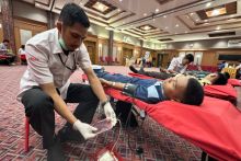 Peduli Kesehatan,,Indosat Sumatra - PMI Kolaborasi Gelar Donor Darah di 3 Kota