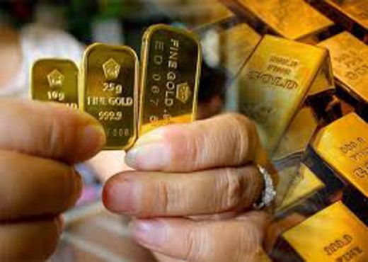 Hari Ini, Harga Emas Antam Turun Rp2.000