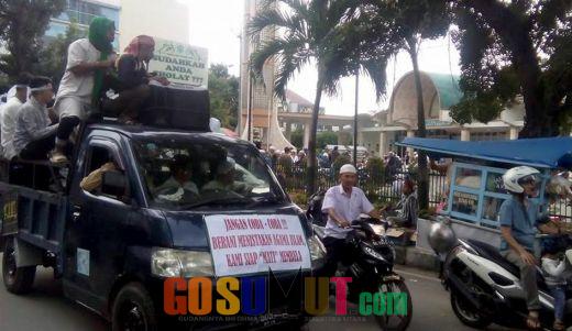 Massa Aksi Usir Ahok dari 5 Titik Menuju Polrestabes Medan