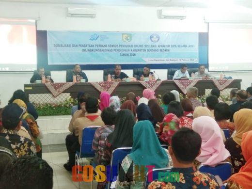 250 Peserta Disdik Sergai Ikuti Sosialisasi Sensus Penduduk  Secara Online Bersama Badan Pusat Statistik Kabupaten