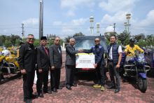 PT Inalum Persero Serahkan Betor dan Mobil Pengangkut Sampah Kepada Pemkab Asahan