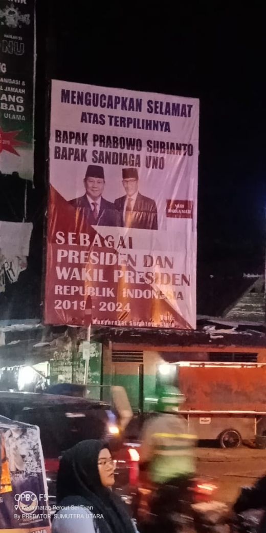 Baliho Ucapan Selamat Prabowo-Sandi Presiden bikin Heboh Tembung