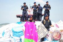 Kapal Penyelundup Balpress Asal Malaysia Digagalkan Petugas Bea Cukai