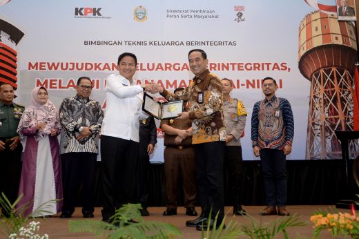 KPK Gelar Bimtek Keluarga Berintegritas di Sumut, Pj Gubernur: Keluarga Pengawas Internal