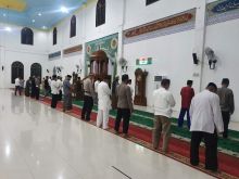 Sholat Subuh Keliling, Kapolres Labuhanbatu Bagikan Al Quran ke BKM Masjid