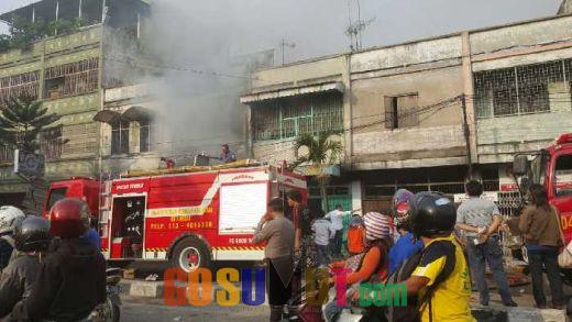 Kapolsek Medan Barat: Kebakaran Ruko di Yos Sudarso, Dugaan Sementara Akibat Arus Pendek Listrik