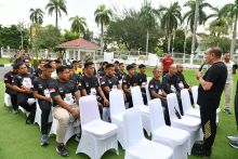 Bakar Semangat Atlet, Gubernur Edy Rahmayadi Lepas 27 Atlet Ikut Kejurnas di Surakarta