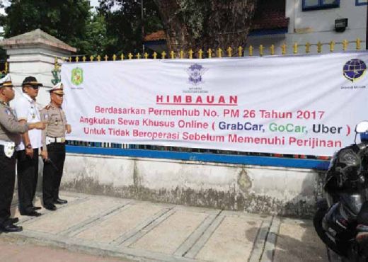 Taksi online Dilarang Beroperasi Sebelum Memiliki Perizinan Lengkap