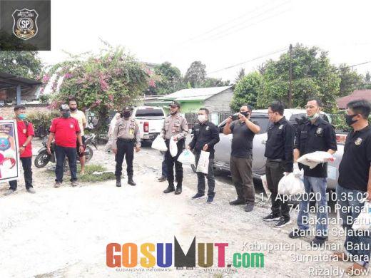 Dukungan Kapolres, Sahabat Polisi Berbagi Masker dan 100 Paket Sembako kepada Warga