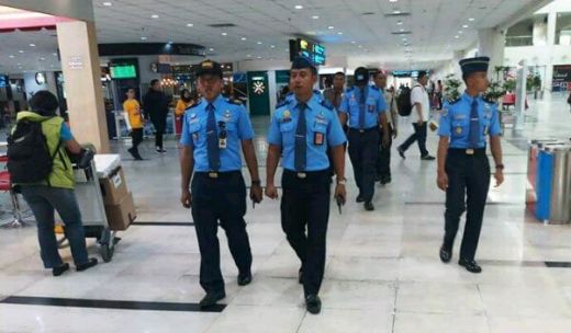 Bandara Kualanamu Diperketat Pasca Ledakan Bom di Surabaya