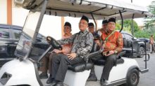 Sahuti Keluhan Calhaj Lansia, Wali Kota Medan Kirim Buggy Car ke Ahmed