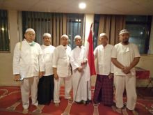 Usai Shalat Subuh, Jemaah Haji Memperingati Hut RI ke 74 tahun di Kota Makkah
