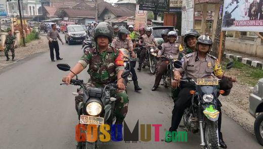TNI dan Polri Patroli Antisipasi Gangguan Kamtibmas