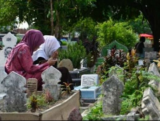 Lahan Pemakaman di Medan Semakin Sempit