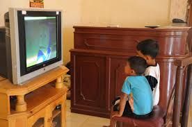 Wahai Orang Tua, Ini Jumlah Jam Menonton TV yang Dibolehkan untuk Anak