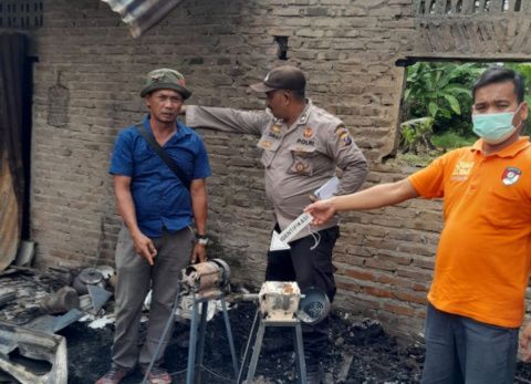 Rumah Semi Permanen di Sergai Ludes Terbakar, Polisi Olah TKP