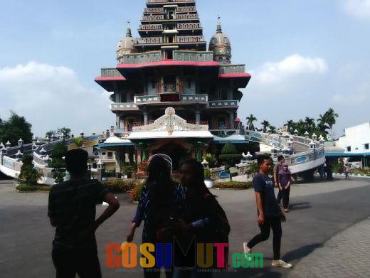 Gereja Berbentuk Kuil, Jadi Destinasi Wisata di Medan Tuntungan