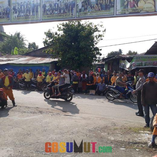 Pemko Medan Tunggak Gaji , Ratusan Petugas Kebersihan Tanjung Morawa Unjuk Rasa