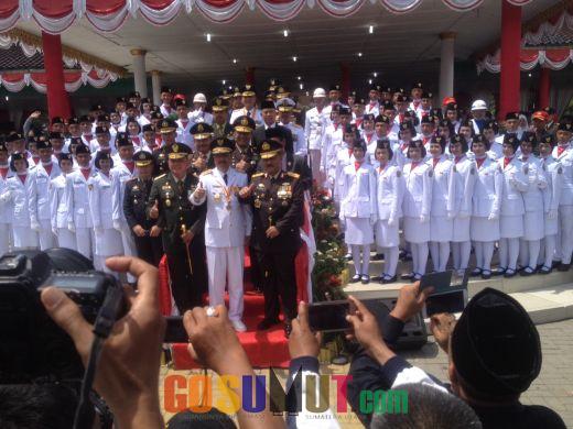 Gubsu Minta TNI untuk Mengayomi dan Melindungi Rakyat