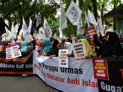 Ormas Islam Demo Tolak Perppu Ormas di Medan