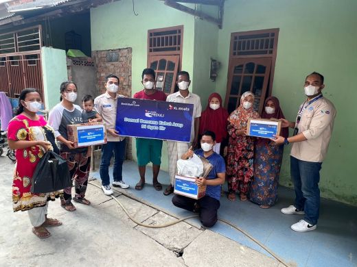 XL Axiata Salurkan Bantuan untuk Korban Kabut Asap di Sumsel dan Jambi