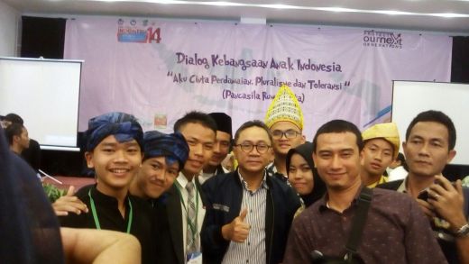Siswa Tambahan SMA Negeri 2 Medan Mengadu ke Ketua MPR RI