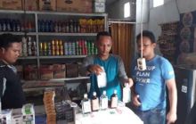 Polsek Helvetia Amankan Puluhan Botol Miras di Kapten Muslim