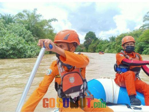 Tiga Hari Hilang, Tim SAR bersama TNI-Polri Telusuri Aliran Sungai Barumun