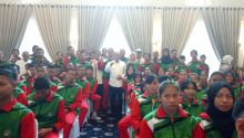 Gubsu Lepas Kontingen Sumut ke Popwil Sumatera 2018