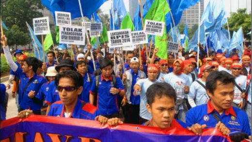 Protes, Ratusan Buruh Pelindo I Gelar Aksi Jalan Kaki dari Medan ke Jakarta