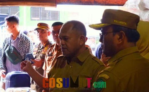 Pj Wali Kota Bersama Tim Satgas Ketahanan Pangan Padangsidimpuan Monitoring Harga dan Stok Komoditas