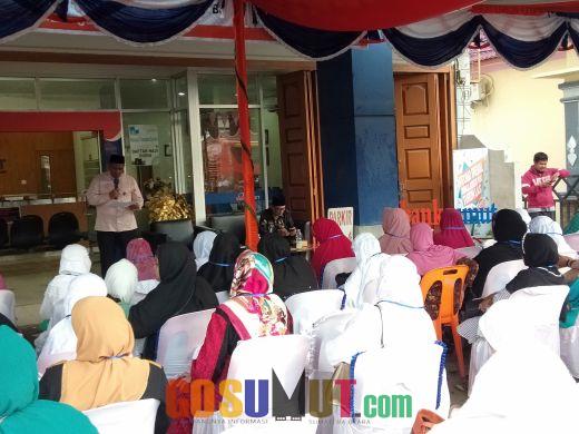 Pemimpin Cabang PT Bank Sumut Sibuhuan Lepas 75 Calhaj Mengikuti Manasik Haji Akbar di Medan 