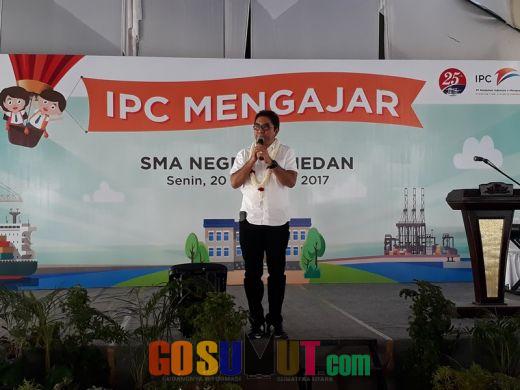 Dirut Pelindo II Jadi Guru di SMAN 4 Medan