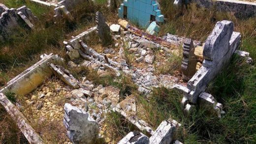 Aimakjang! Kawanan Anak Curi Besi Nisan di Taman Pemakaman Supaya Bisa Ngelem
