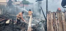 Balita Pegang Pematik Api, Rumah Semi Permanen Ludes Terbakar