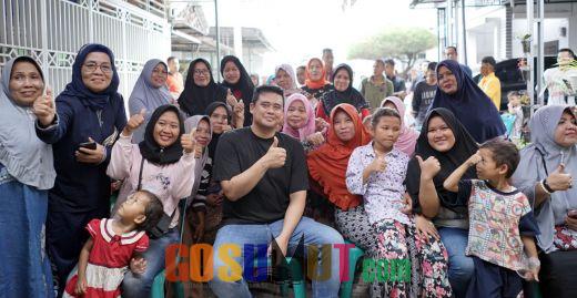 Warga Ajak Bobby Nasution Keliling Kelurahan di Medan Denai