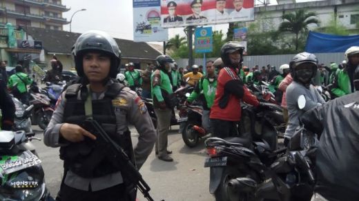 Usai Saling Aksi Sweeping, GoJek VS Betor Mau Duel di Jalanan
