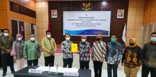 Plt Bupati Palas Serahkan LKPD 2021 ke BPK Perwakilan Sumut