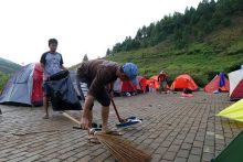 Peringati Hari Bumi, Sihar Kampanyekan Camping Bersih Bersahabat pada Alam