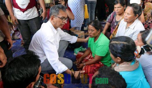 Sihar Kunjungi Keluarga Korban KMP Sinar Bangun